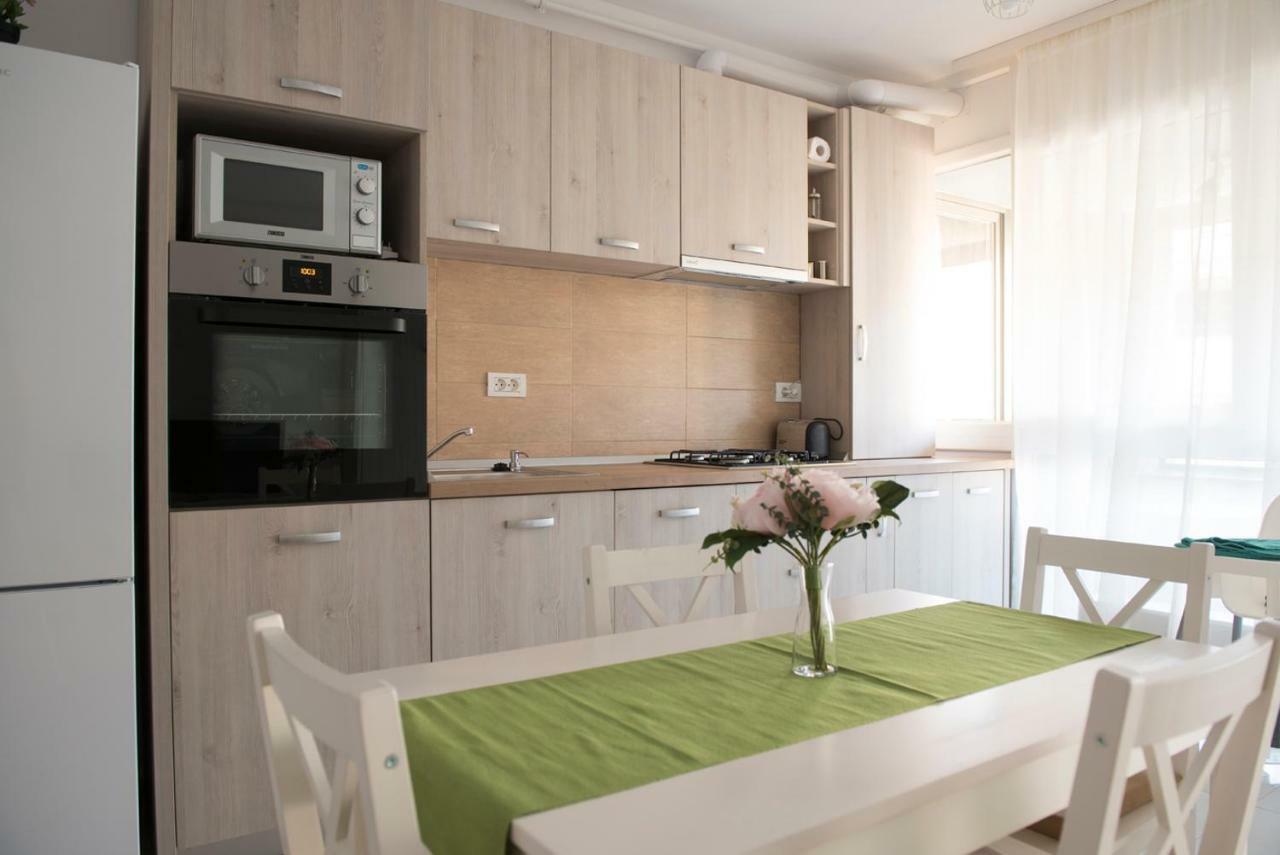 Cassie Apartment Brasov Ngoại thất bức ảnh