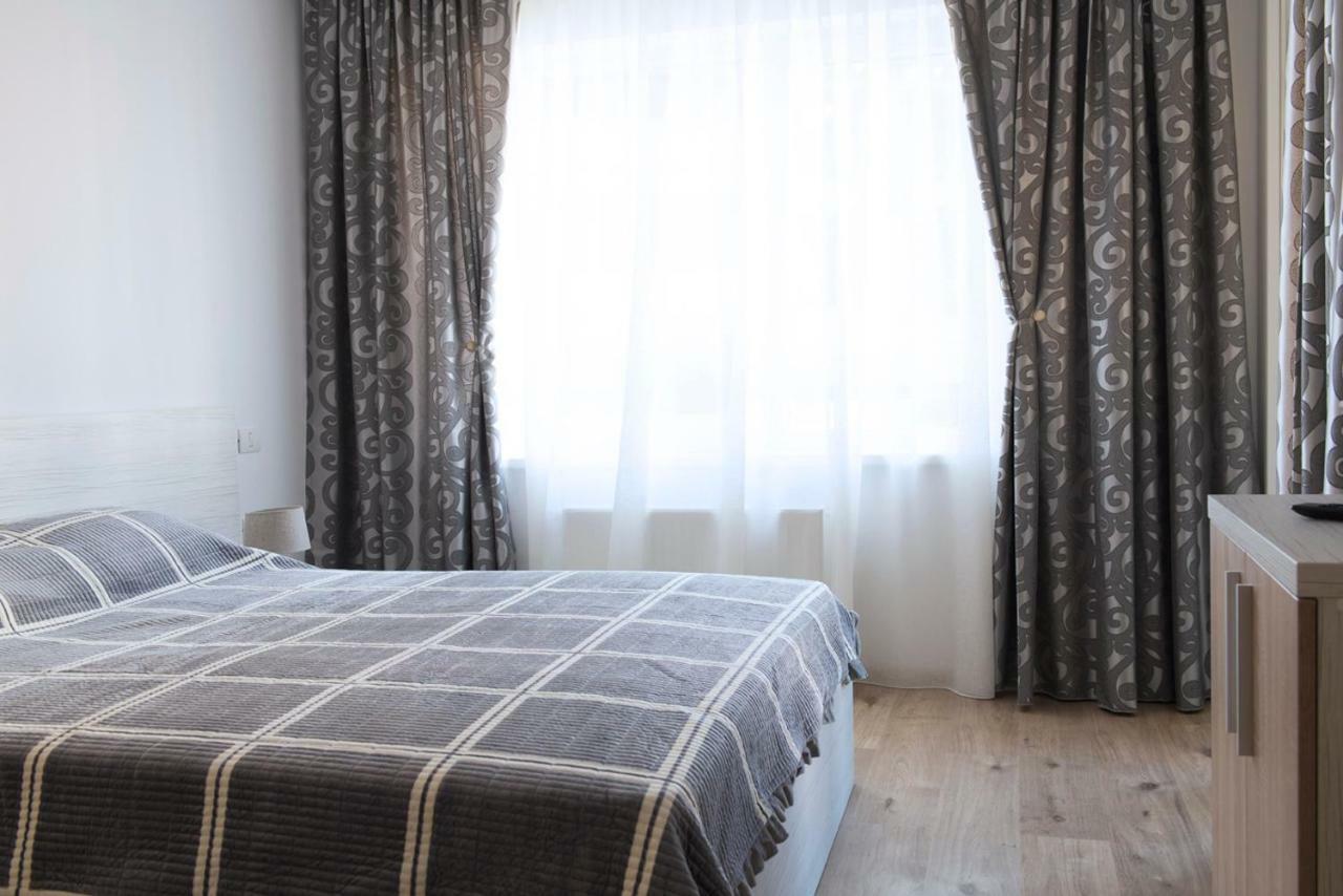 Cassie Apartment Brasov Ngoại thất bức ảnh